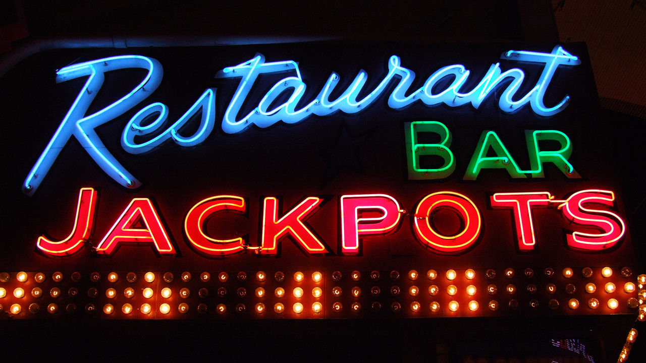 Highlighting Neon Signage